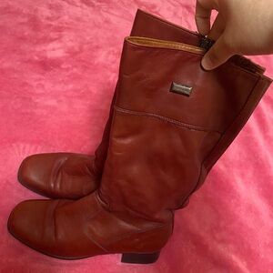 Boots, size 7